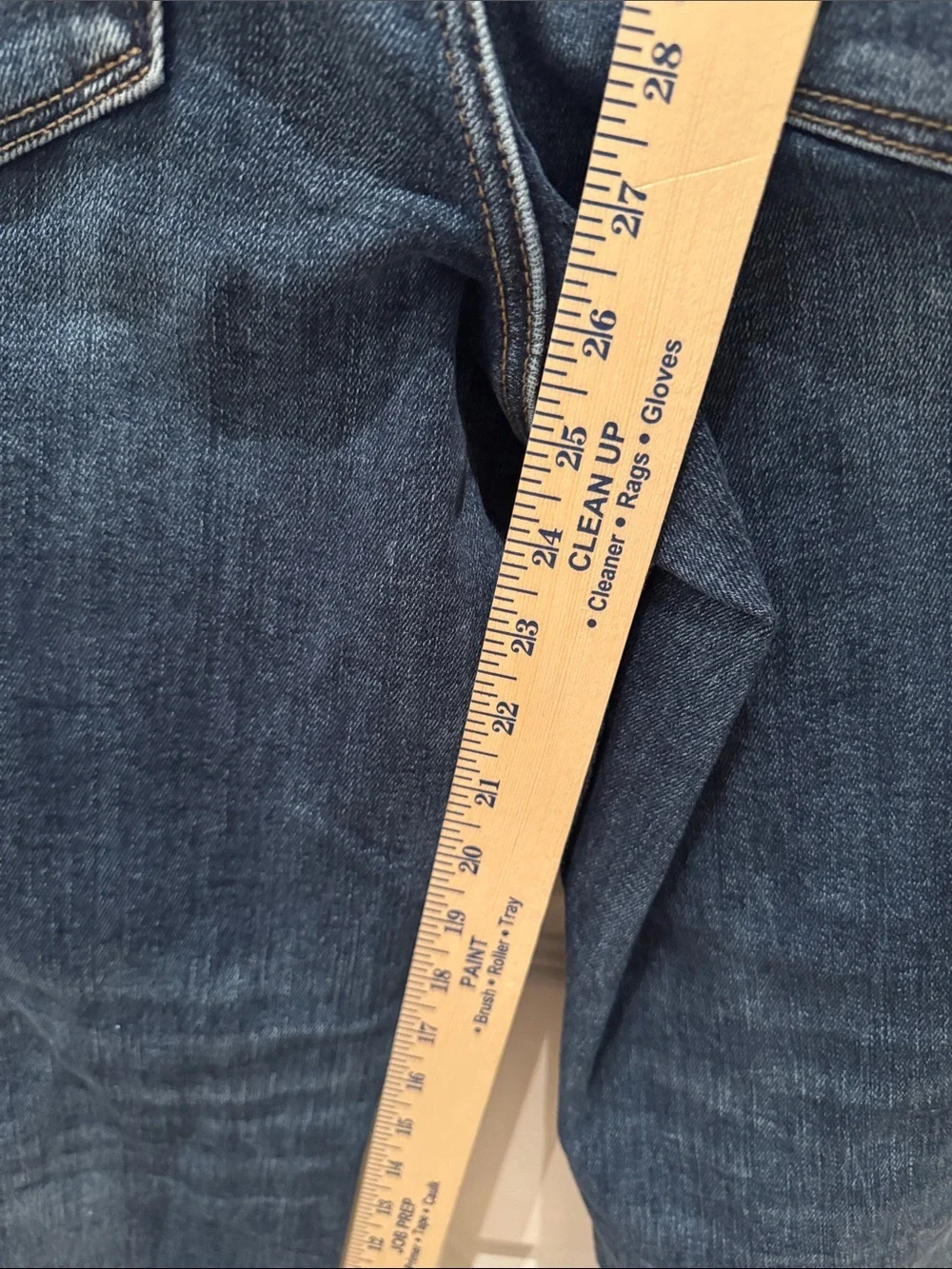 Lovervet by vervet Women's Straight cropped Leg Distressed Jeans in Dark Blue